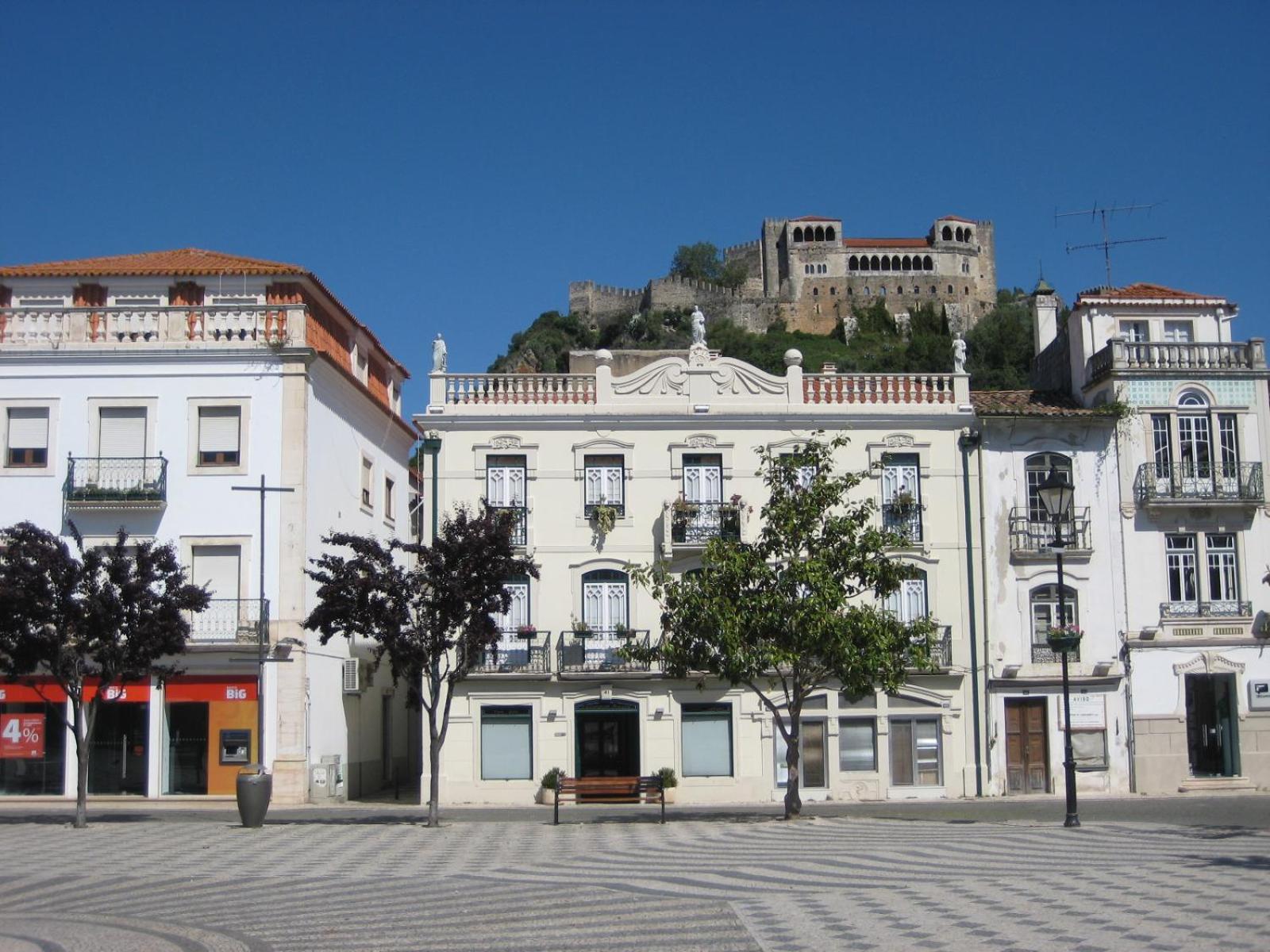 Guest House Eca - Centro Historico Leiria Eksteriør bilde